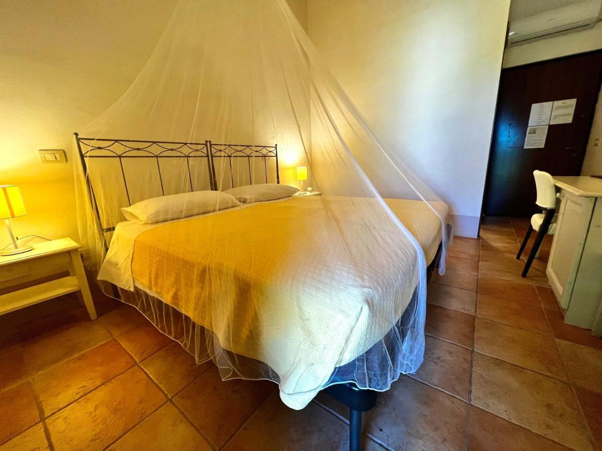 Masseria Li Campi Cavallino di Lecce Habitación foto